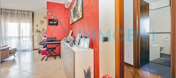 Apartamento de 4 dormitorios en Calolziocorte, Italy No. 336431 5