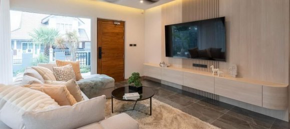 3 bedrooms Villa in Pattaya, Thailand No. 5838 2