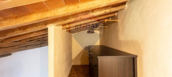 1 bedroom Apartment in Signa, Italy No. 330110 17