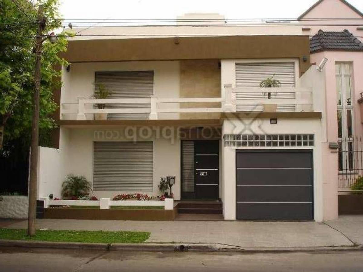 4 bedrooms House in Bermudez, Argentina No. 53950