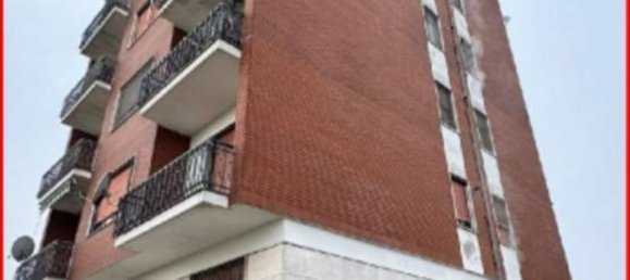 2 rooms Apartment in Crescentino, Italy No. 306621 3