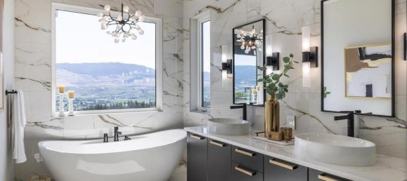 5 bedrooms House in British Columbia, Canada No. 1286 12