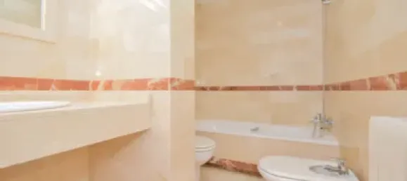 3 bedrooms Penthouse in Granada, Spain No. 138888 9