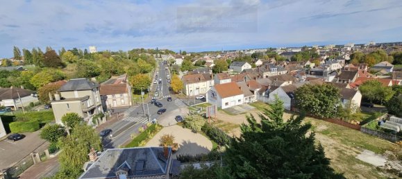 Квартира с 2 спальнями в Монтаржи, Франция № 212108 6