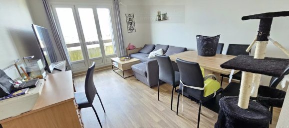 Квартира с 2 спальнями в Монтаржи, Франция № 212108 2