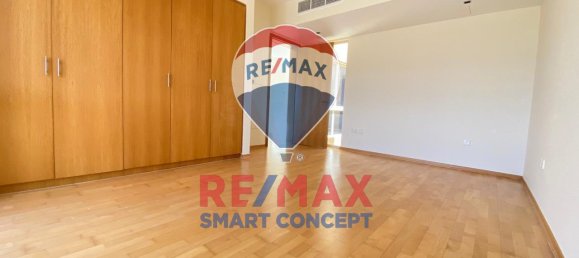 Moradia em banda T3 em Al Raha Gardens, UAE N.º 36608 3