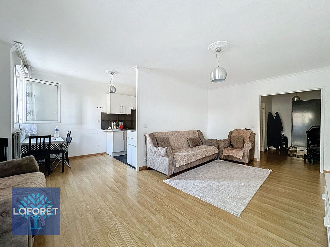 Квартира с 1 спальней в Эври, Франция № 170944