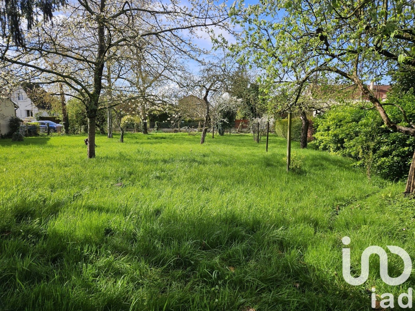 497m² Land in Saint-Leu-la-Foret, France No. 119907