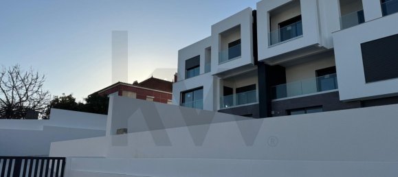 4 bedrooms House in Corroios, Portugal No. 59989 30