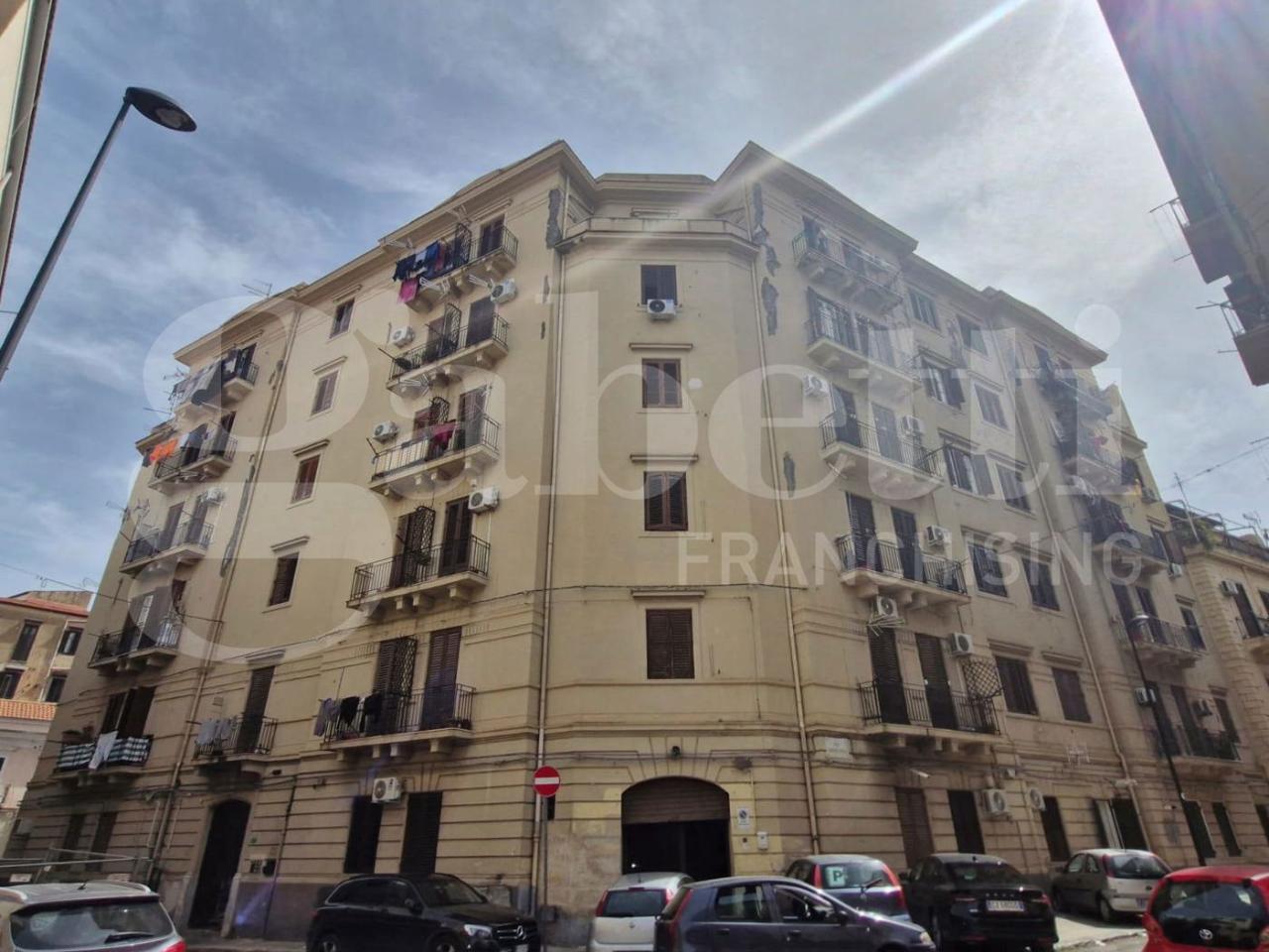 3-Zimmer Wohnung in Palermo, Italy, Nr. 13719