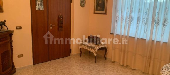 5 bedrooms Villa in Borgia, Italy No. 225131 5