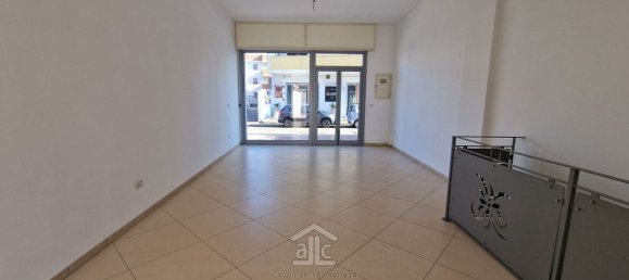 Коммерческая недвижимость 78м² в Monteroni di Lecce, Италия № 140350 6