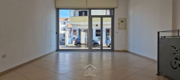 Коммерческая недвижимость 78м² в Monteroni di Lecce, Италия № 140350 9