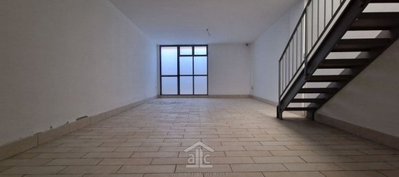 Коммерческая недвижимость 78м² в Monteroni di Lecce, Италия № 140350 5