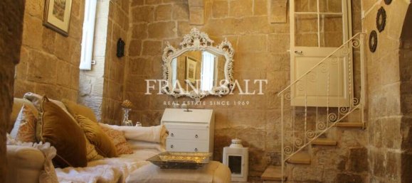 3 bedrooms House in Attard, Malta No. 8320 9