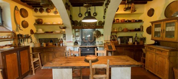 10 bedrooms Villa in Pienza, Italy No. 423 11