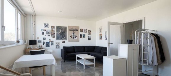 Studio à Cologne, Germany No. 360132 2