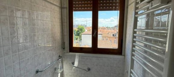 Квартира с 2 спальнями в Ро, Италия № 326493 15