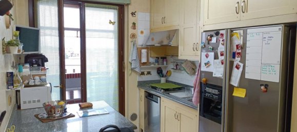 2 Schlafzimmer Wohnung in Collegno, Italy, Nr. 334665 5