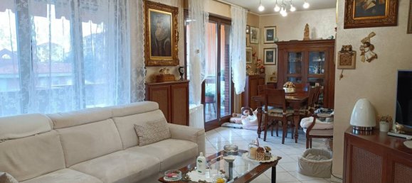 2 Schlafzimmer Wohnung in Collegno, Italy, Nr. 334665 2