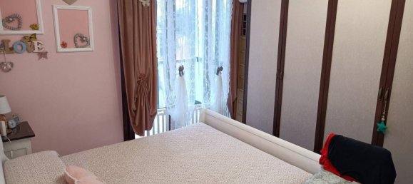 2 Schlafzimmer Wohnung in Collegno, Italy, Nr. 334665 9