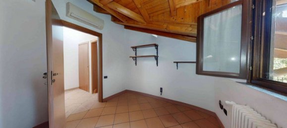 3 bedrooms Apartment in Tradate, Italy No. 324274 26