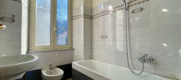 Studio in Albano Laziale, Italy No. 138130 9