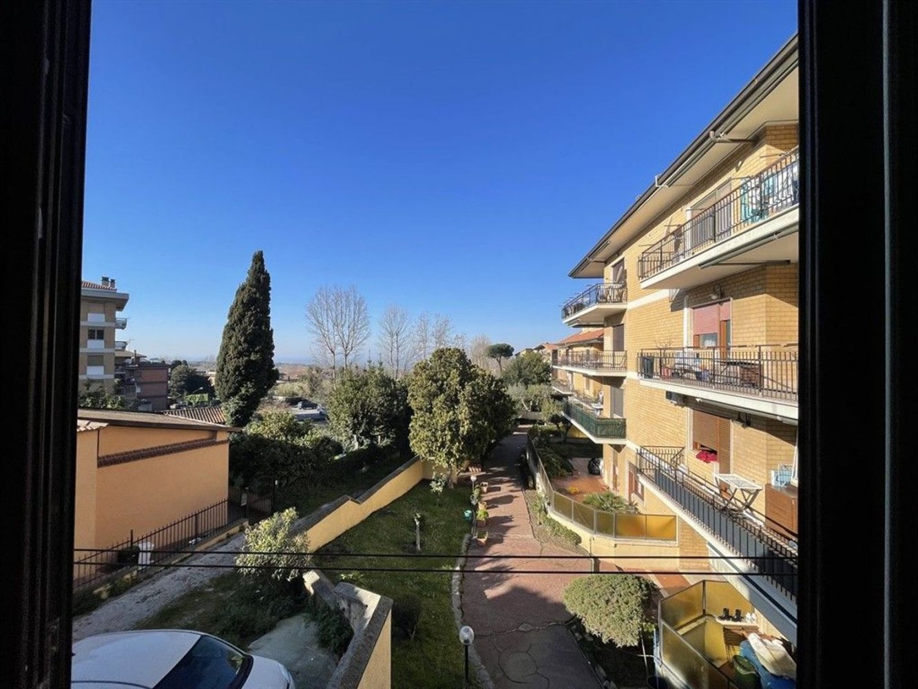 Studio in Albano Laziale, Italy No. 138130