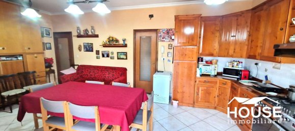 5-salle Appartement à Paternò, Italy No. 47940 50
