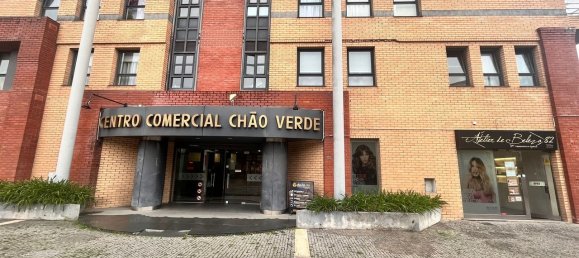 49m² Commercial property in Rio Tinto, Portugal No. 82715 3