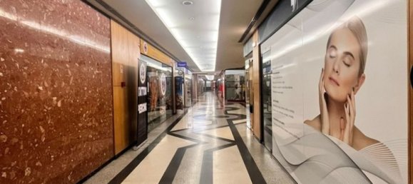 49m² Commercial property in Rio Tinto, Portugal No. 82715 9