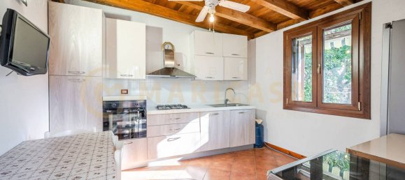 3 Schlafzimmer Haus in Serramazzoni, Italy, Nr. 23765 33