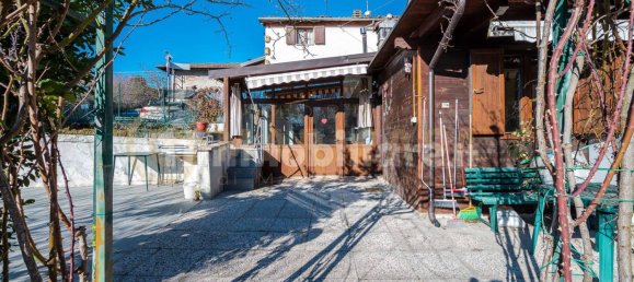 3 Schlafzimmer Haus in Serramazzoni, Italy, Nr. 23765 32