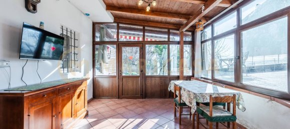 3 Schlafzimmer Haus in Serramazzoni, Italy, Nr. 23765 23