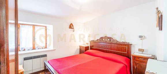 3 Schlafzimmer Haus in Serramazzoni, Italy, Nr. 23765 10