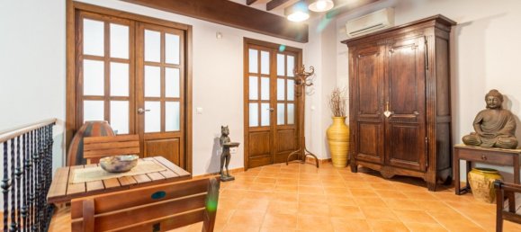 Bâtiment à Denia, Spain 237m² No. 167119 2