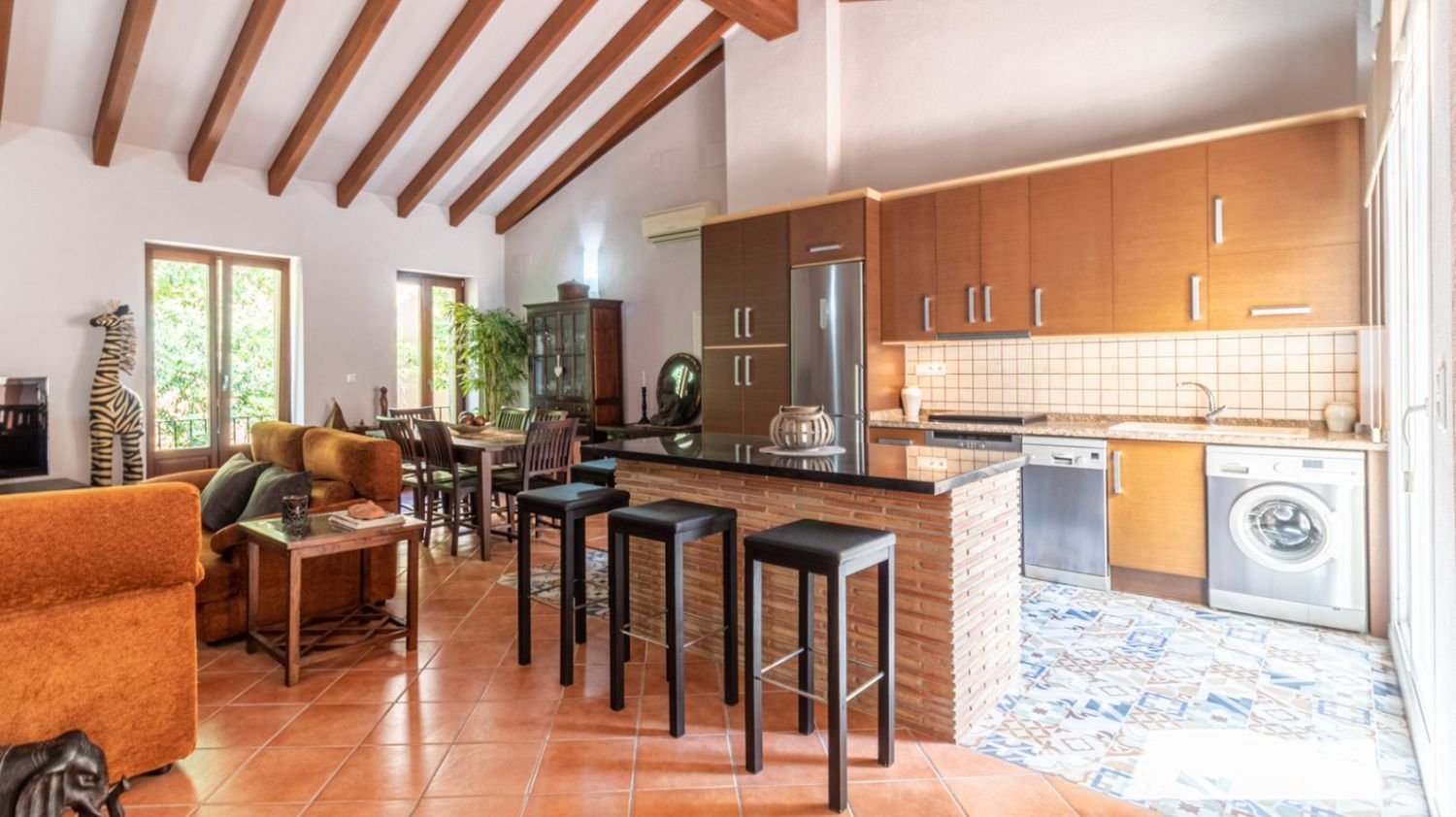 Bâtiment à Denia, Spain 237m² No. 167119