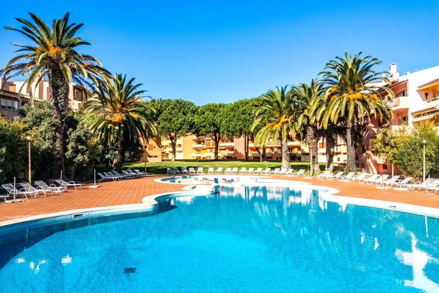 2 bedrooms Duplex in Cascais, Portugal No. 125742