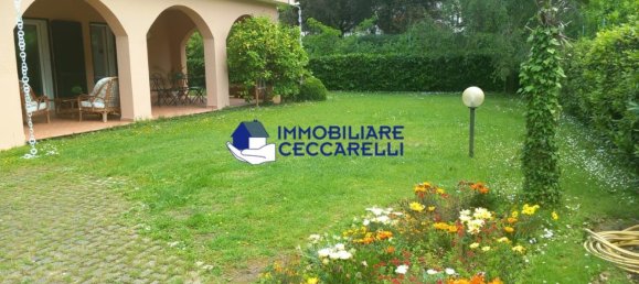 4 bedrooms Villa in Massa, Italy No. 46349 2