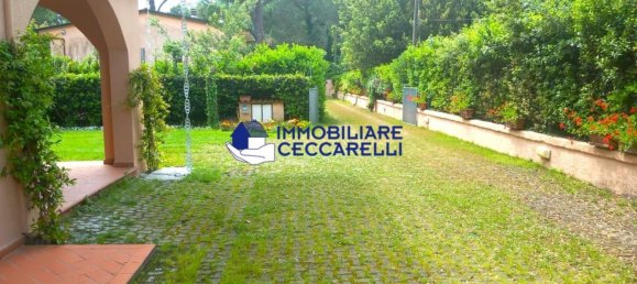 4 bedrooms Villa in Massa, Italy No. 46349 6