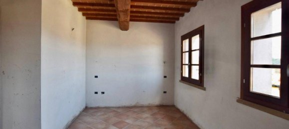 Дом с 3 комнатами в Монтеверди Мариттимо, Италия № 105308 19