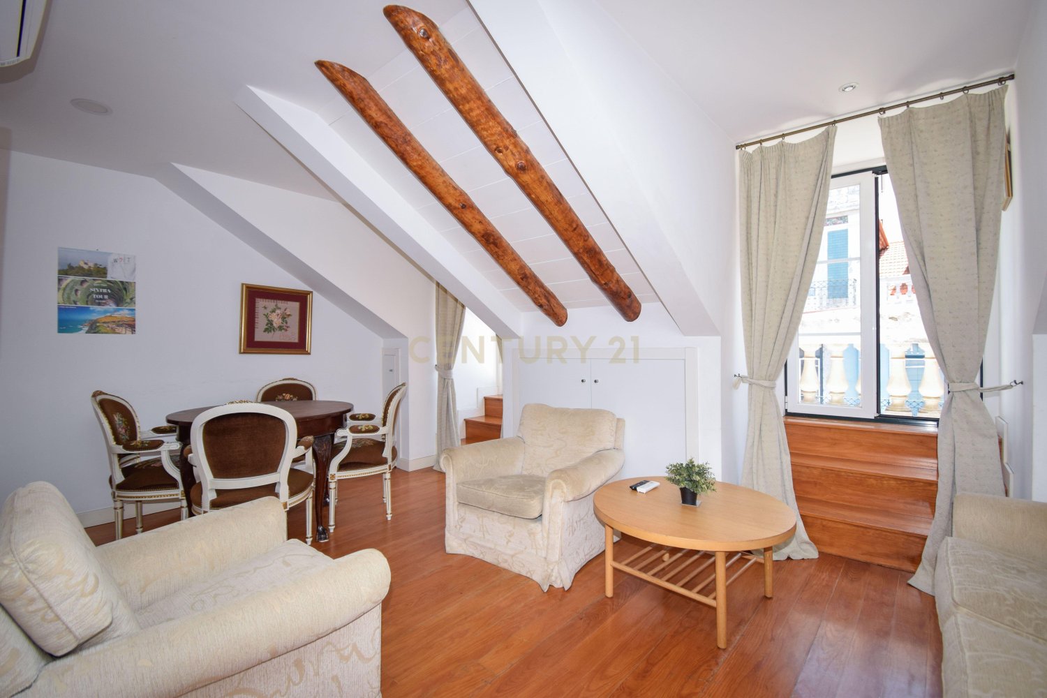 3 bedrooms Apartment in Lisbon, Portugal No. 164665