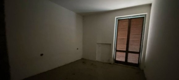 Квартира с 5 комнатами в Бернареджо, Италия № 7698 36