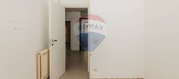 3 bedrooms Apartment in Grammichele, Italy No. 215758 4