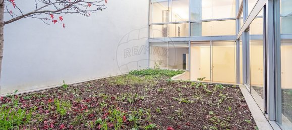 4 bedrooms House in Porto, Portugal No. 16976 25