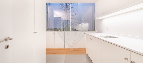 4 bedrooms House in Porto, Portugal No. 16976 28