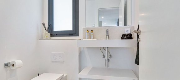 Apartamento de 3 dormitorios en Fuengirola, Spain No. 179953 13