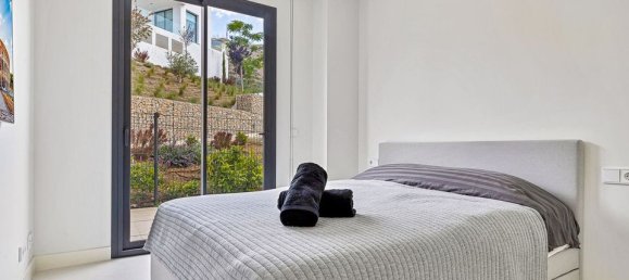 Apartamento de 3 dormitorios en Fuengirola, Spain No. 179953 9