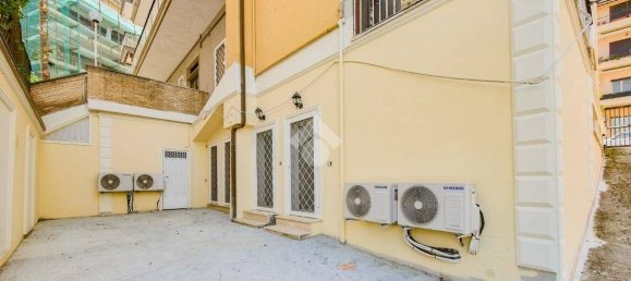 3 غرف نوم شقة في Rome, Italy رقم 278001 26