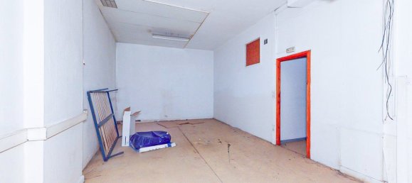  عقار تجاري في Zaragoza, Spain 203متر مربع رقم 65983 12